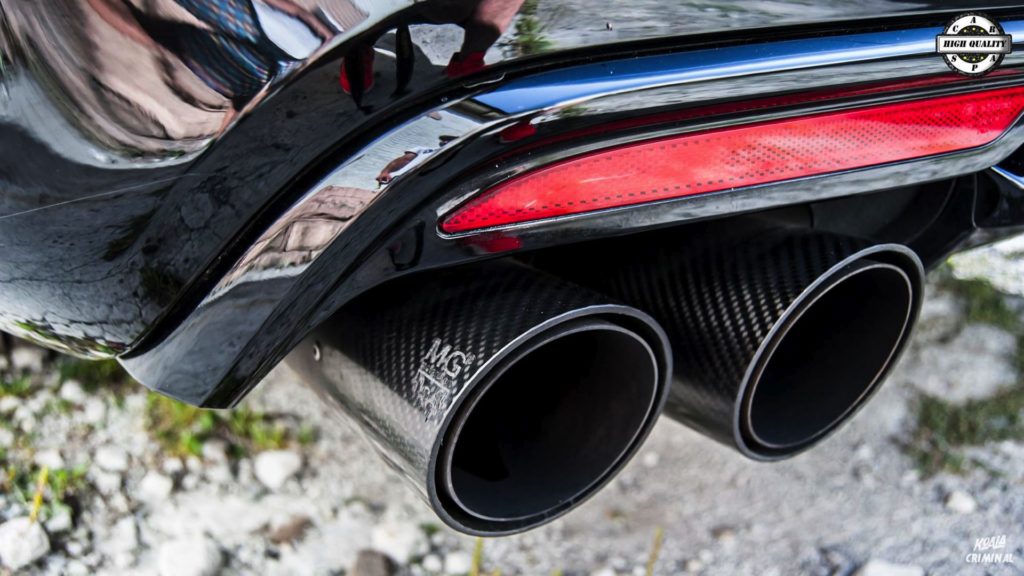 Mycie detailingowe Mercedes S AMG - wydech MG motorsport
