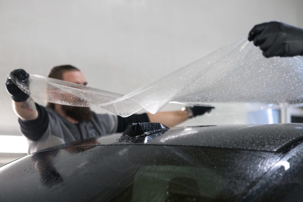 Aplikacja folii PPF na dach samochodu – zespół HQ Auto Spa w Bielsku-Białej